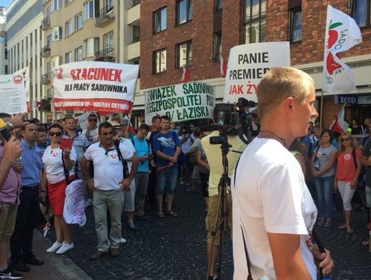 Lubelscy sadownicy jadą protestować do Warszawy*