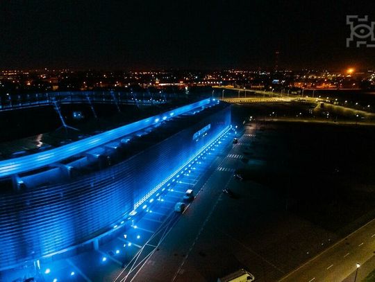 Lublin podświetlony na niebiesko z okazji Dni Autyzmu