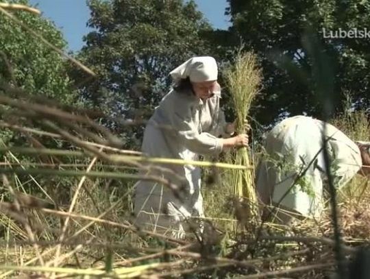 Niedziela z lnem w lubelskim skansenie