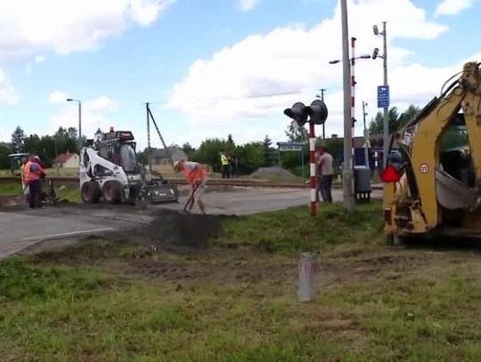 Remont przejazdu kolejowego w Polichnie