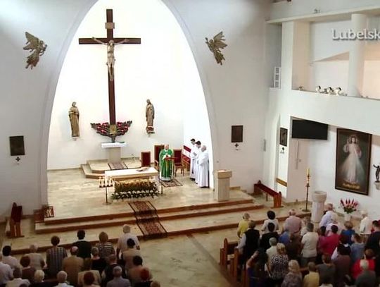 Retransmisja Mszy Świętej z Parafii pw. NMP Matki Kościoła w Otrębusach