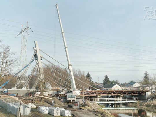 Rośnie most w ciągu ul. Żeglarskiej