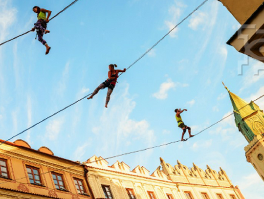 Urban Highline Festival na Carnavalu Sztukmistrzów