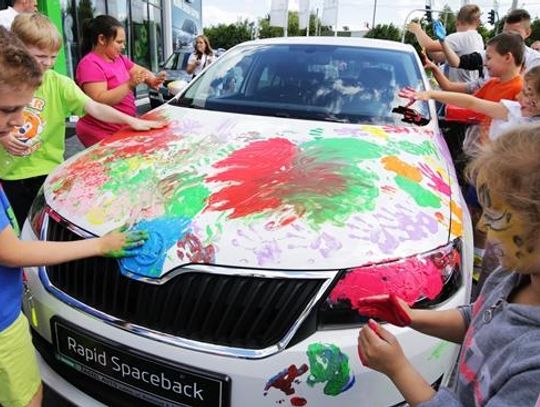  W niedzielę 12 czerwca odbył się event dla dzieci w salonie Skody przy ul. Roztocze 4 w Lublinie.