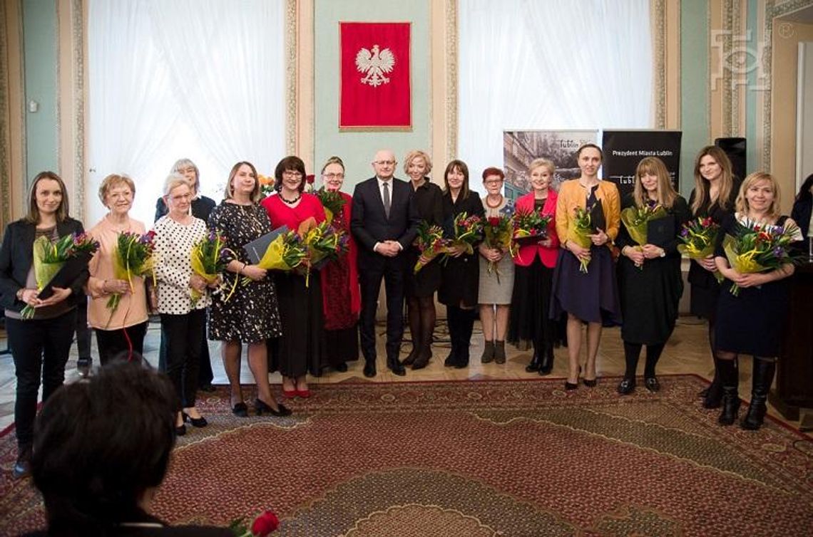 Lublinianki otrzymały medale od Prezydenta Miasta Lublin*