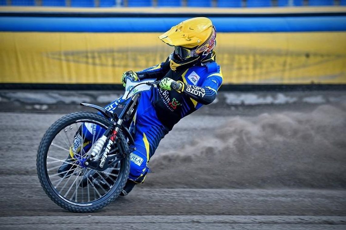 PIERWSZY ZUŻLOWY TRENING MOTORU LUBLIN*