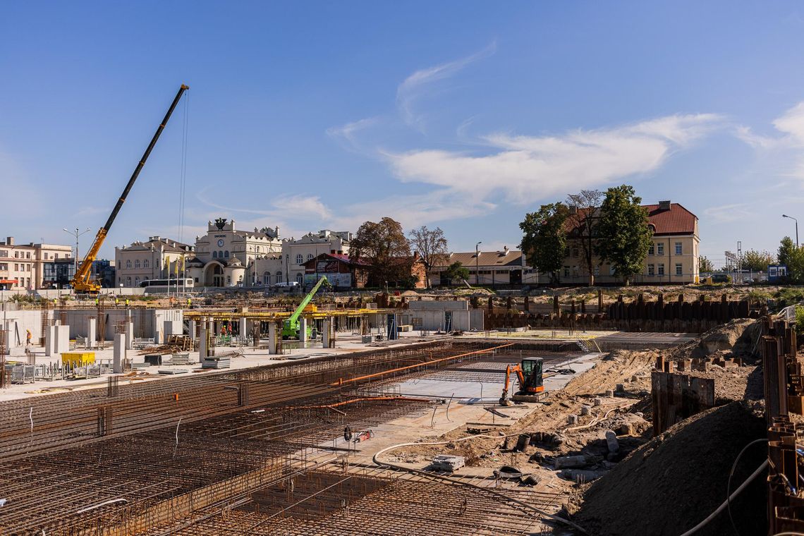 Postępy prac przy budowie Dworca Metropolitalnego