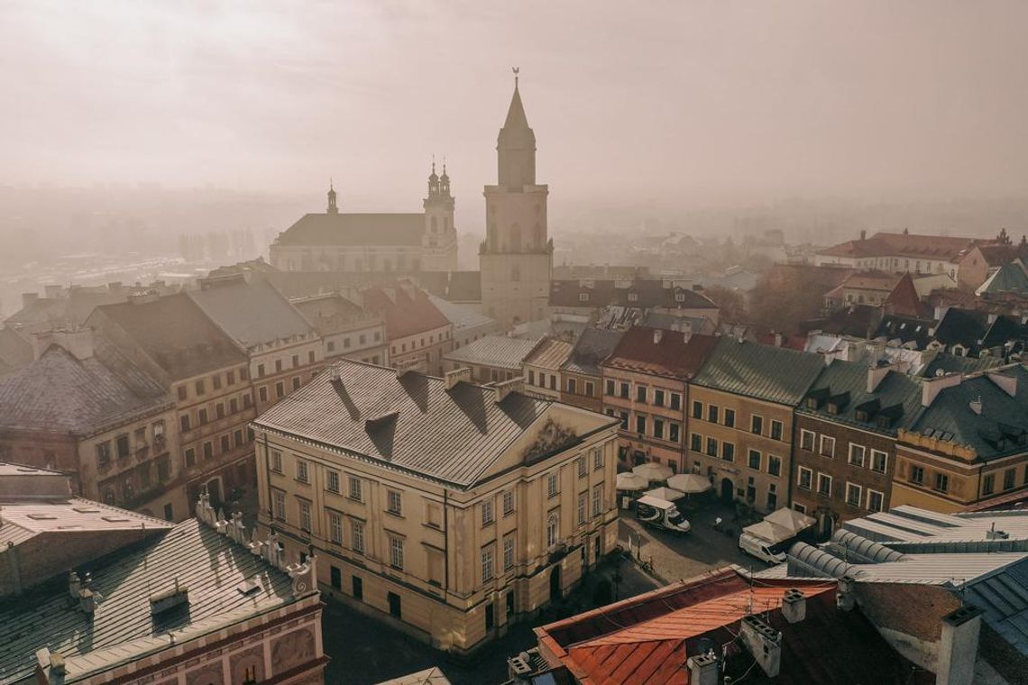 Wjazd na Stare Miasto pod kontrolą kamer